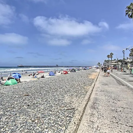 Oceanside Home With Yard - Walk To Beach And Pier